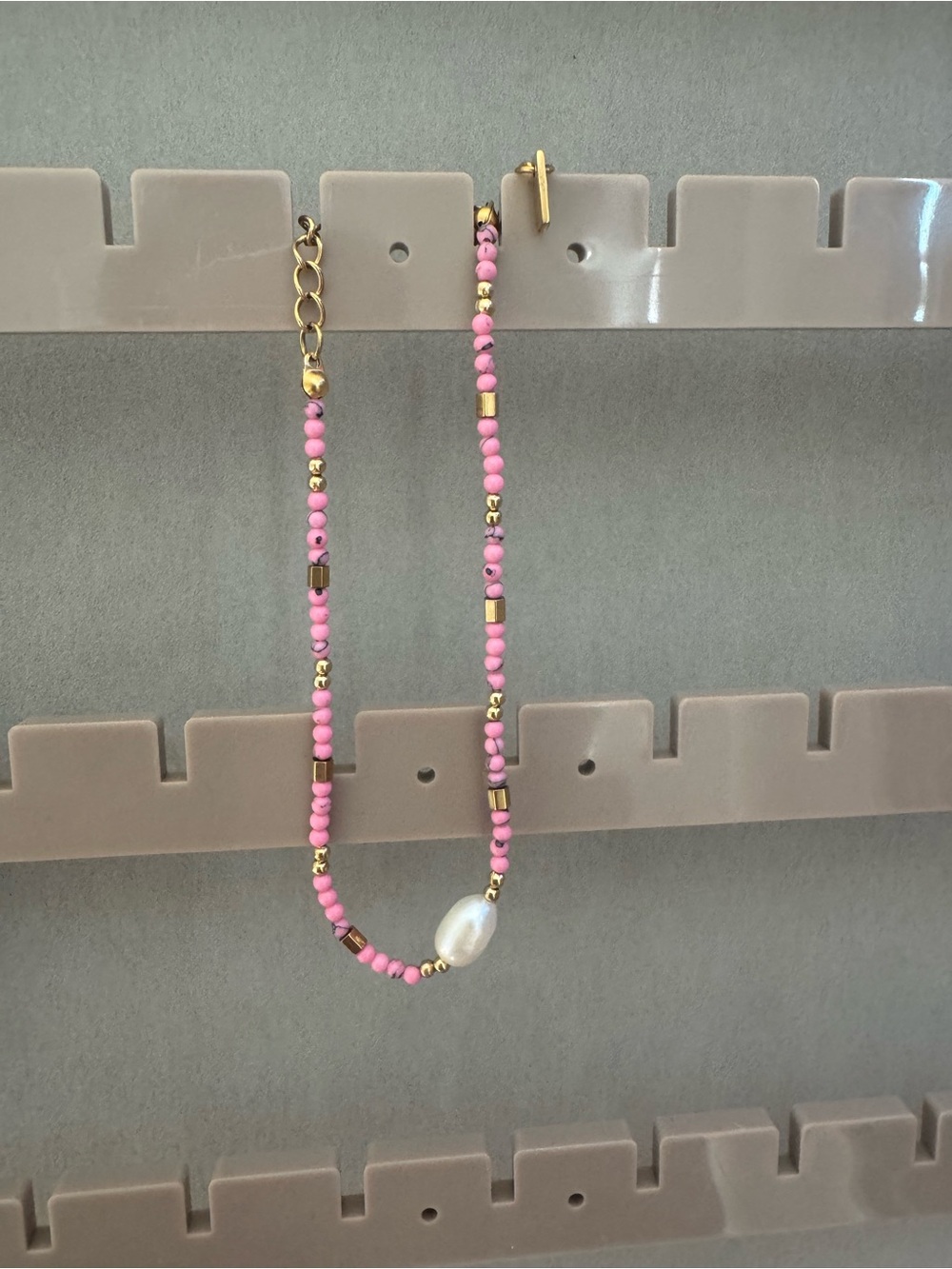 Nova & Co Gold Accent Pink Beaded bracelet with Pearl